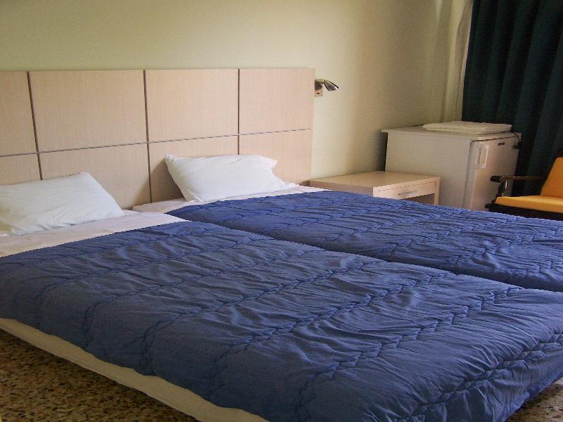 Avaton Hotel Lygourio Eksteriør bilde