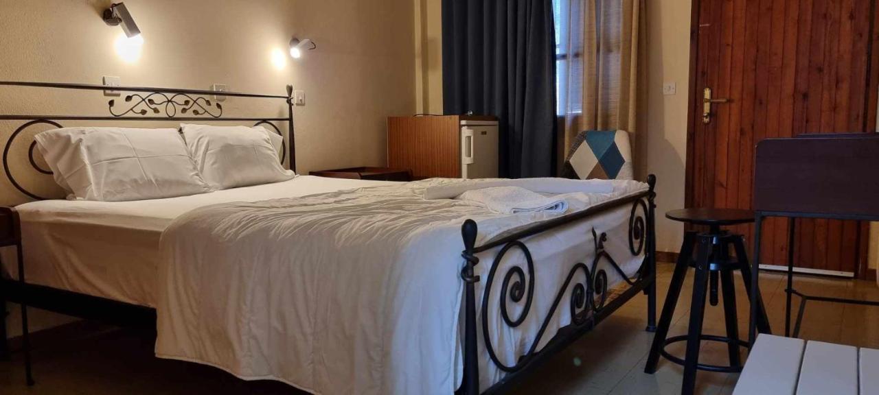 Avaton Hotel Lygourio Eksteriør bilde
