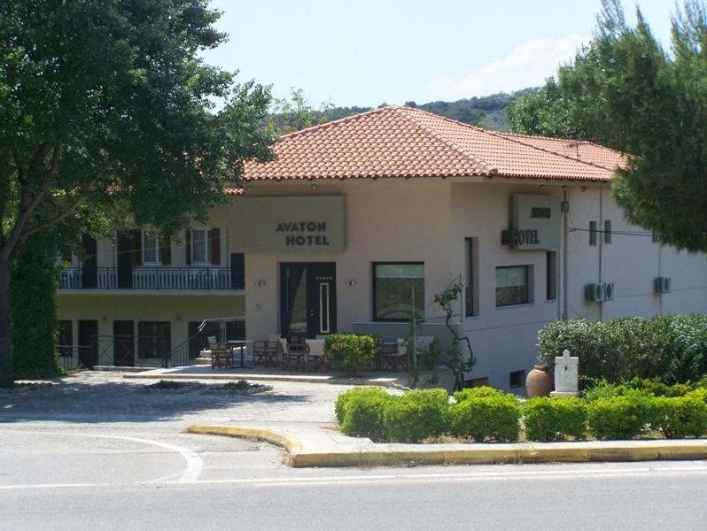 Avaton Hotel Lygourio Eksteriør bilde